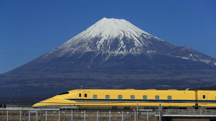 60 Tahun Shinkansen: Kereta Cepat yang Mengubah Jepang